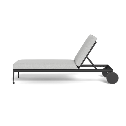Andre Sun Lounge