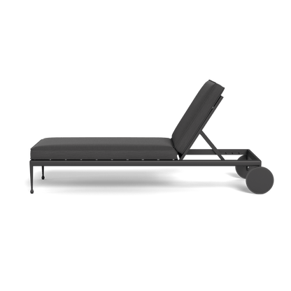 Andre Sun Lounge