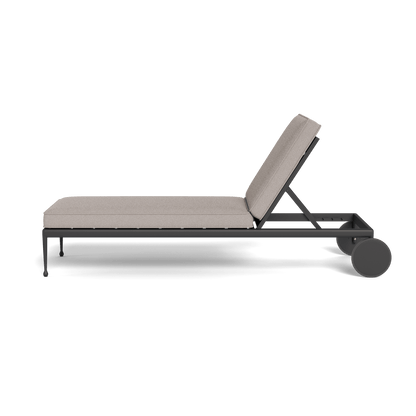 Andre Sun Lounge