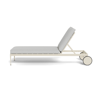 Andre Sun Lounge
