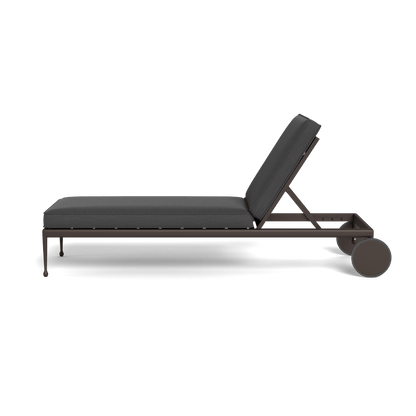 Andre Sun Lounge