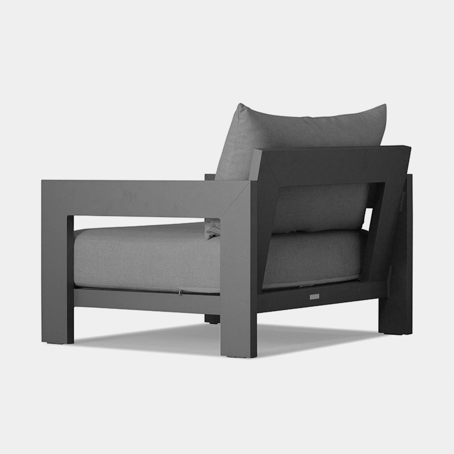 Hampton Lounge Chair