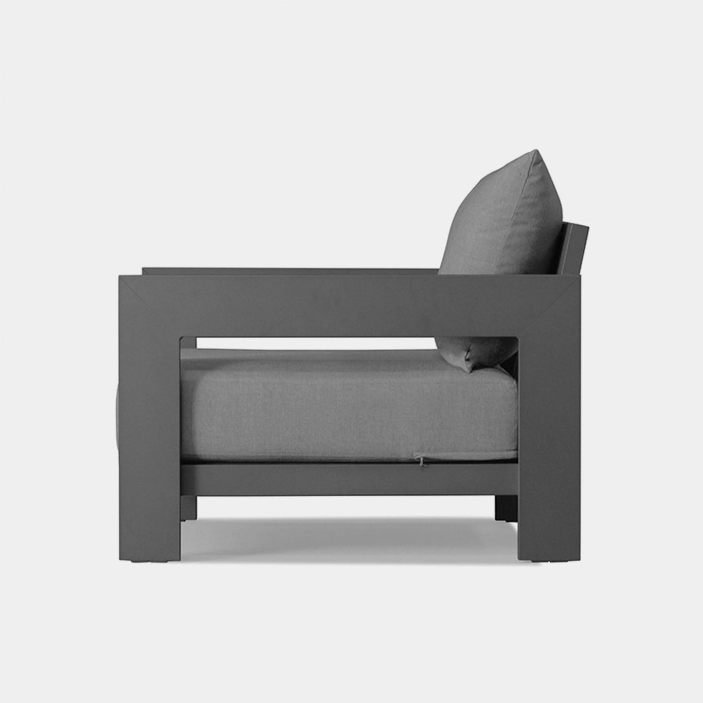Hampton Lounge Chair