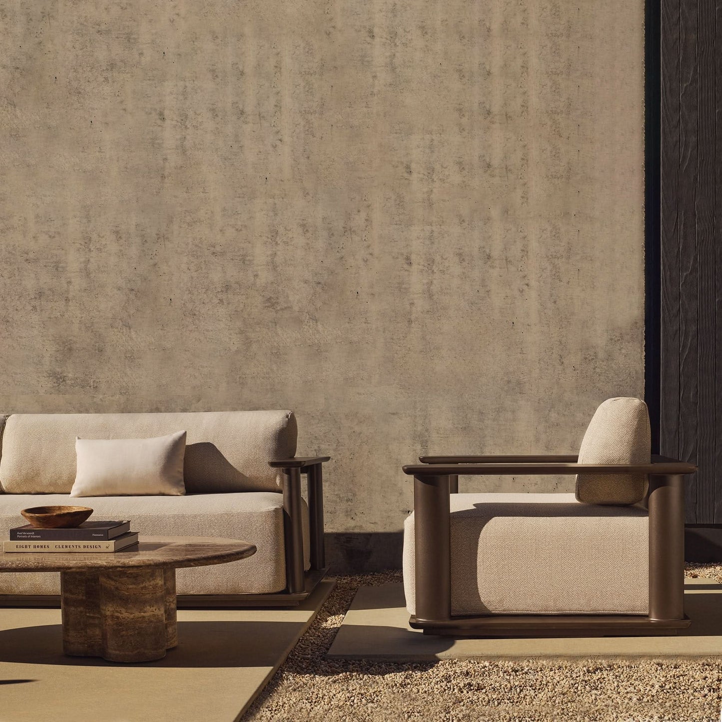 Newport Aluminum Swivel Lounge Chair