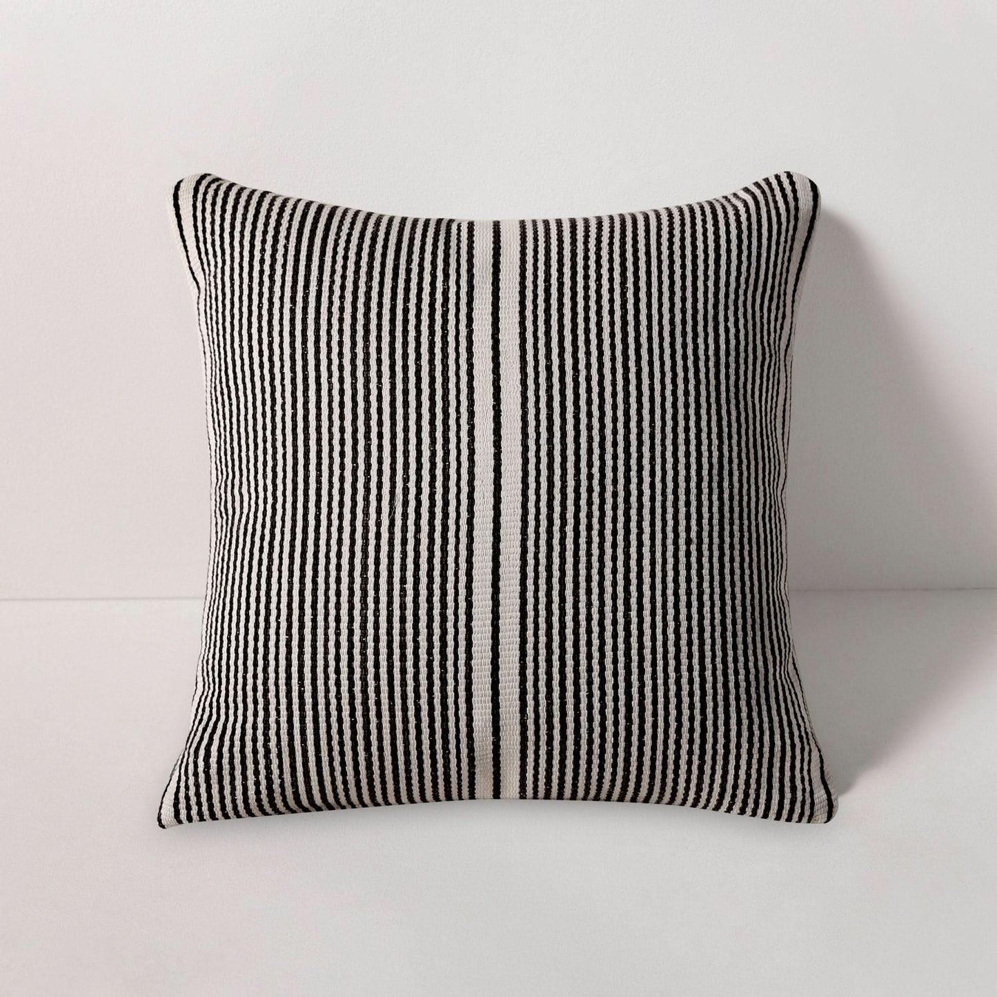Throw Pillow - Bateau Classic