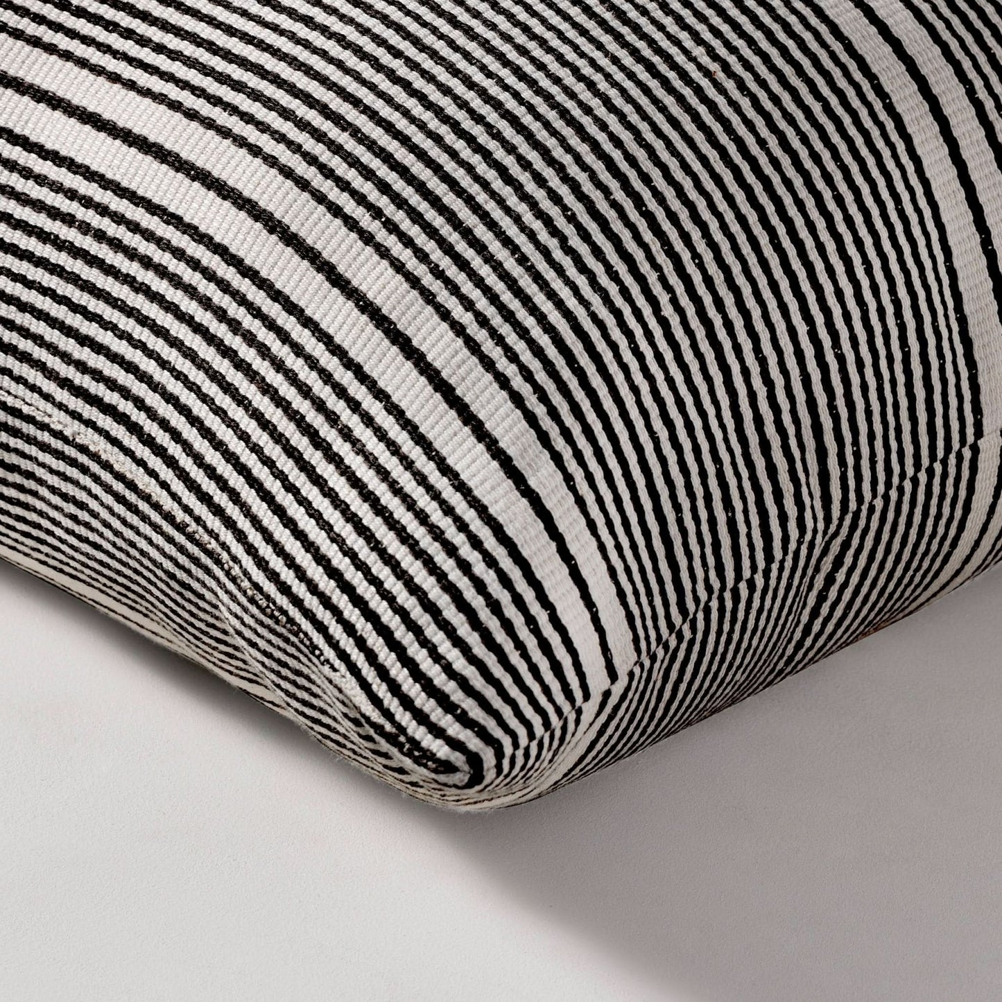 Throw Pillow - Bateau Classic